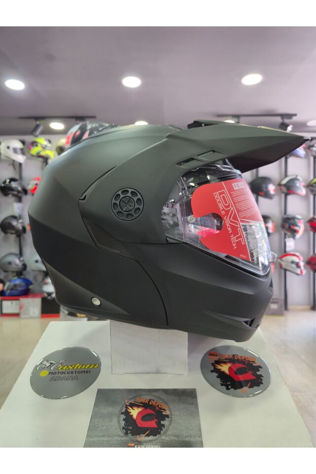 TOURMAX X MATT BLACK(Mat Siyah) Çeneden açılır kask